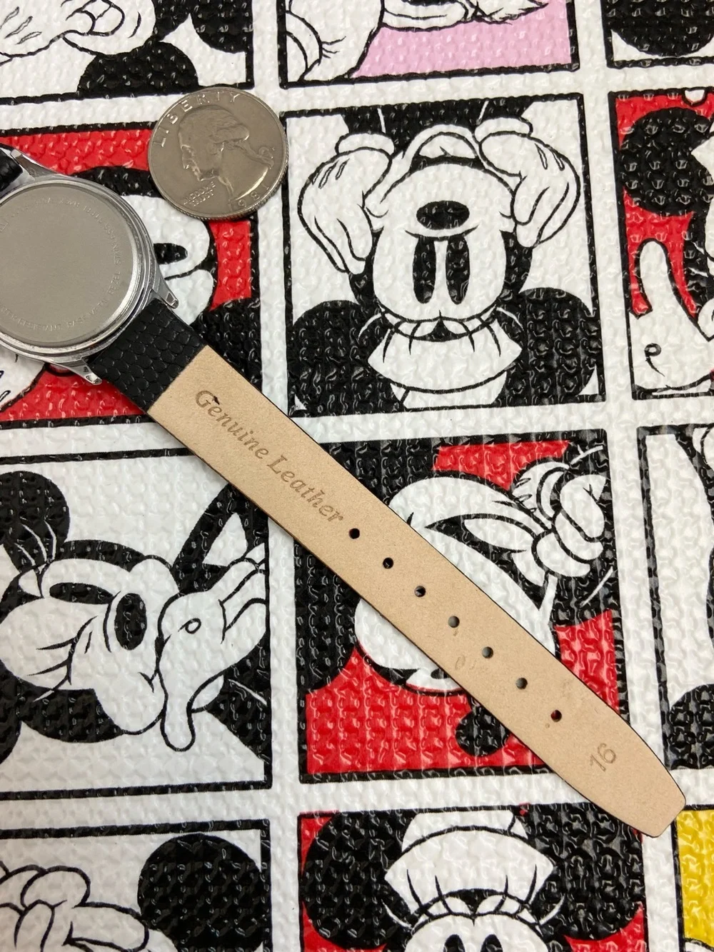 Vintage Disney x Lorus (Seiko) Donald Duck Pointing Hands Unisex Watch